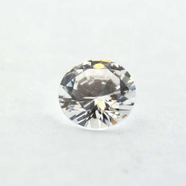 Loose Round Cut Clear CZ Gemstone Cubic Zirconia April Birthstone Front