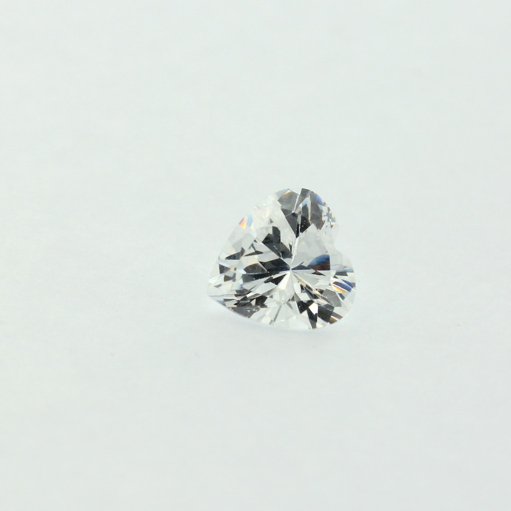 6.5 MM Details about   8 HEART SHAPED Loose CUBIC ZIRCONIA STONES 1Ct CZs 