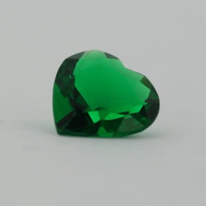 Loose Heart Shape Emerald CZ Gemstone Cubic Zirconia May Birthstone Front