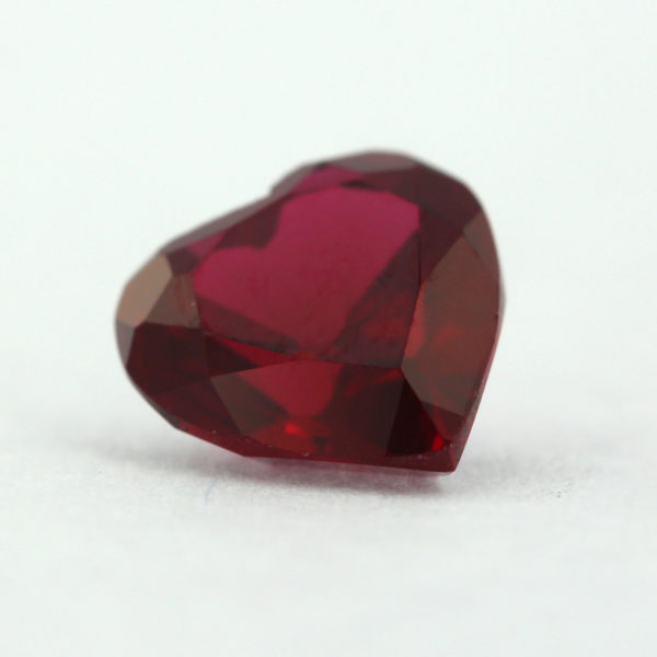 Loose Heart Shape Garnet CZ Gemstone Cubic Zirconia January Birthstone Front