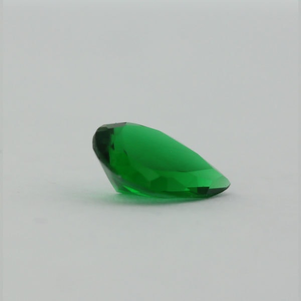 Loose Pear Shape Emerald CZ Gemstone Cubic Zirconia May Birthstone Angle