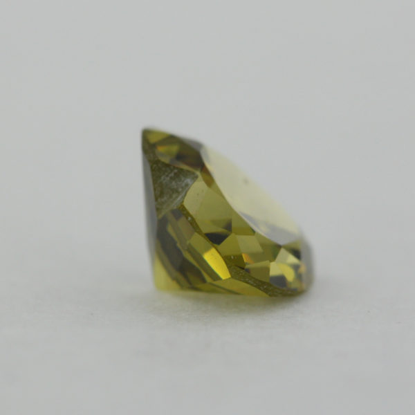 Loose Heart Shape Peridot CZ Gemstone Cubic Zirconia August Birthstone Back