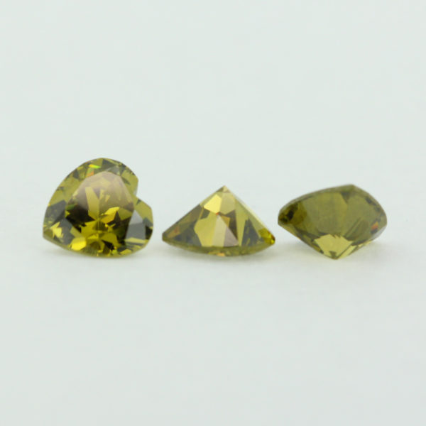 Loose Heart Shape Peridot CZ Gemstone Cubic Zirconia August Birthstone Group