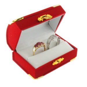 Red Velvet Treasure Chest Double Ring Box Display Jewelry Gift Box