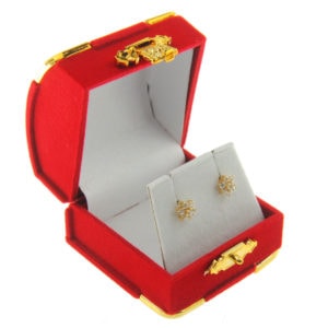 Red Velvet Treasure Chest Earring Box Display Jewelry Gift Box