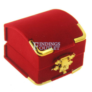 Red Velvet Treasure Chest Earring Box Display Jewelry Gift Box Closed