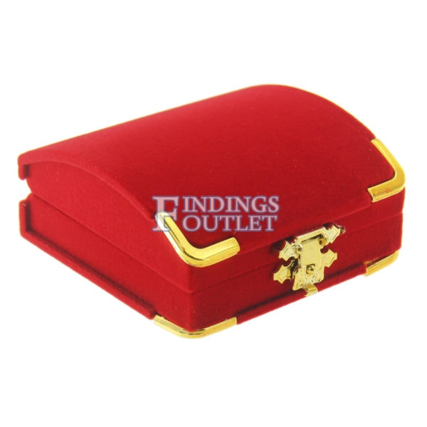 Red Velvet Treasure Chest Pendant Box Display Jewelry Gift Box Closed