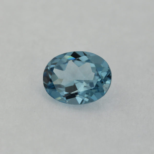 Loose Oval Cut Aquamarine CZ Gemstone Cubic Zirconia March Birthstone Front