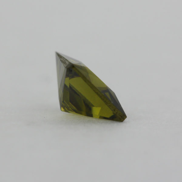 Loose Princess Cut Peridot CZ Gemstone Cubic Zirconia August Birthstone Back