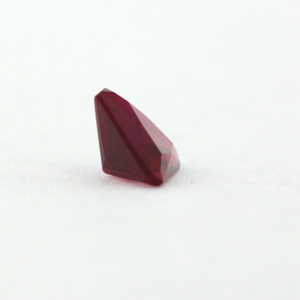 Loose Triangle Cut Garnet CZ Gemstone Cubic Zirconia January Birthstone Side