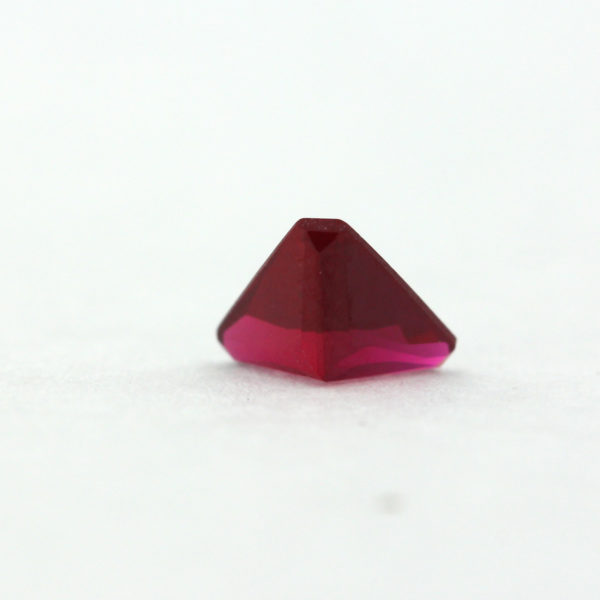 Loose Triangle Cut Garnet CZ Gemstone Cubic Zirconia January Birthstone Back