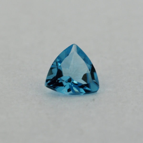 Loose Trillion Cut Genuine Natural Blue Topaz Gemstone Semi Precious November Birthstone Front