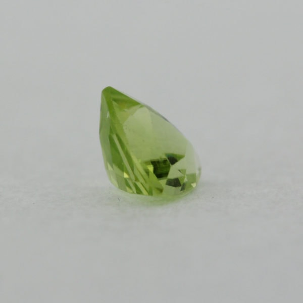 Loose Trillion Cut Genuine Natural Peridot Gemstone Semi Precious August Birthstone Back S